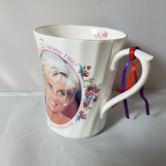 Allyn Nelson Fine Bone China Princess Diana Tribut - Picture 4 of 8